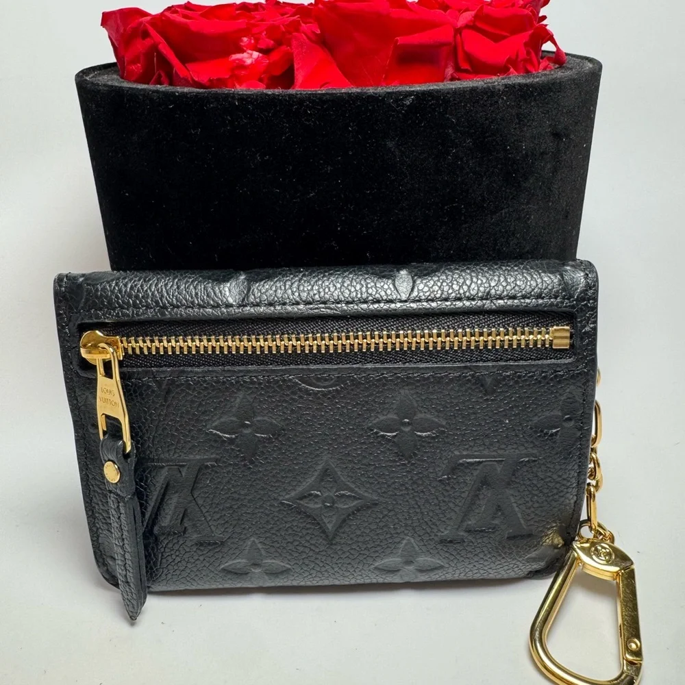 SOLD Louis Vuitton Black Key Pouch Wallet – Empreinte Noir Leather w/ Key Ring - Picture 4 of 14